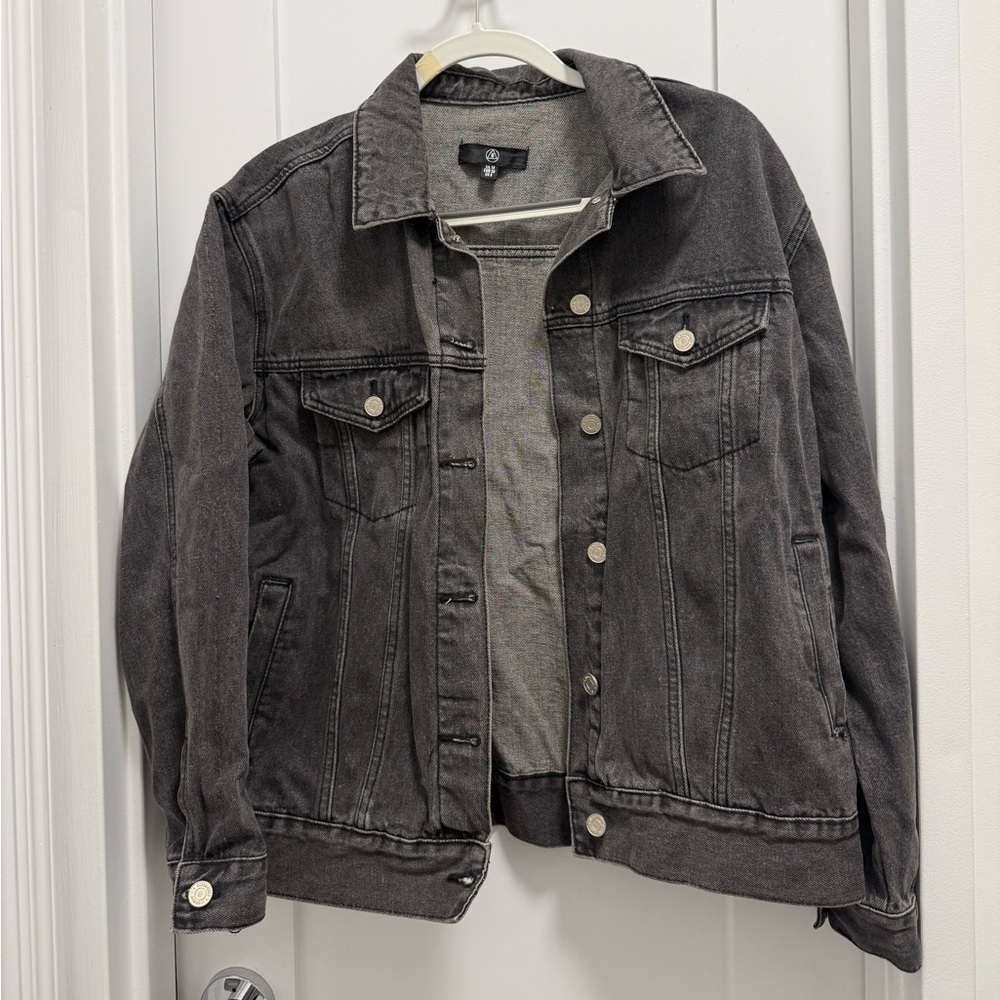 Missguided Oversized Washed Black Denim Jacket